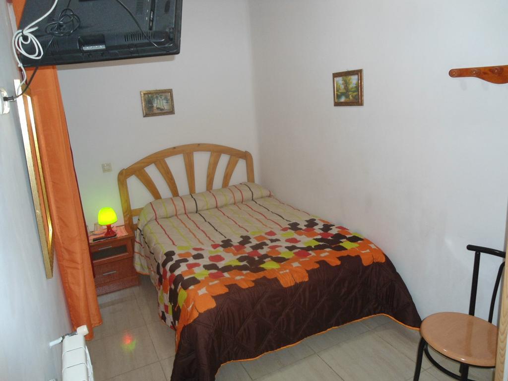 Hostal Florida มาดริด ภายนอก รูปภาพ