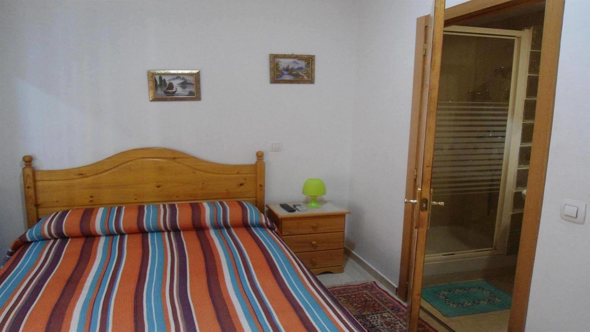 Hostal Florida มาดริด ภายนอก รูปภาพ